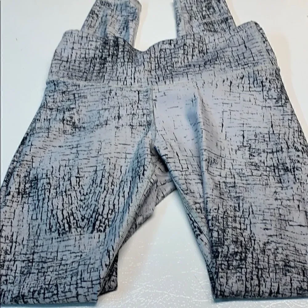 Euc Alo Yoga sculpt crosshatch leggings sz xs